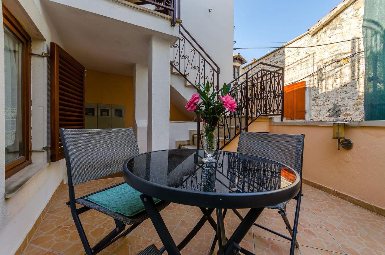 Apartments Old Town Trogir Exterior foto
