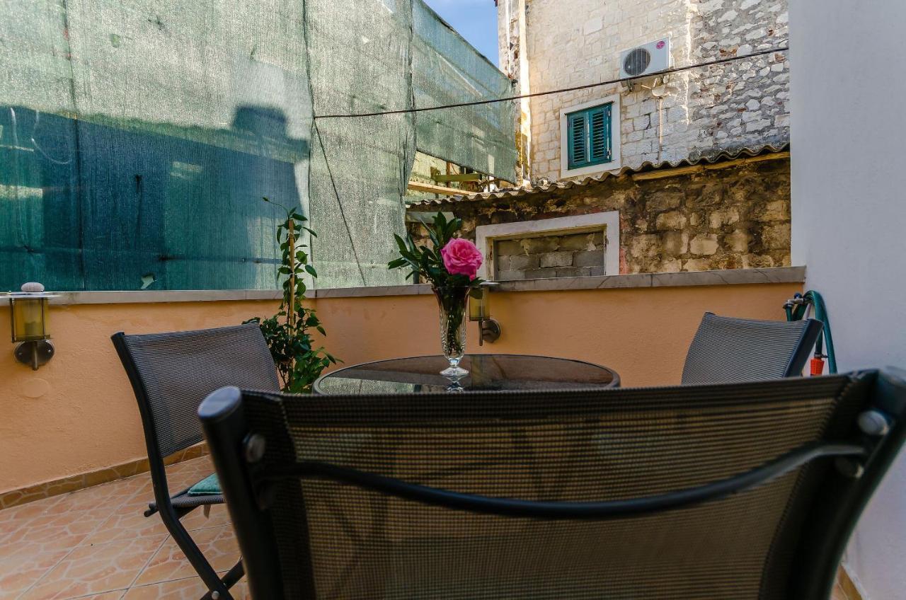 Apartments Old Town Trogir Exterior foto