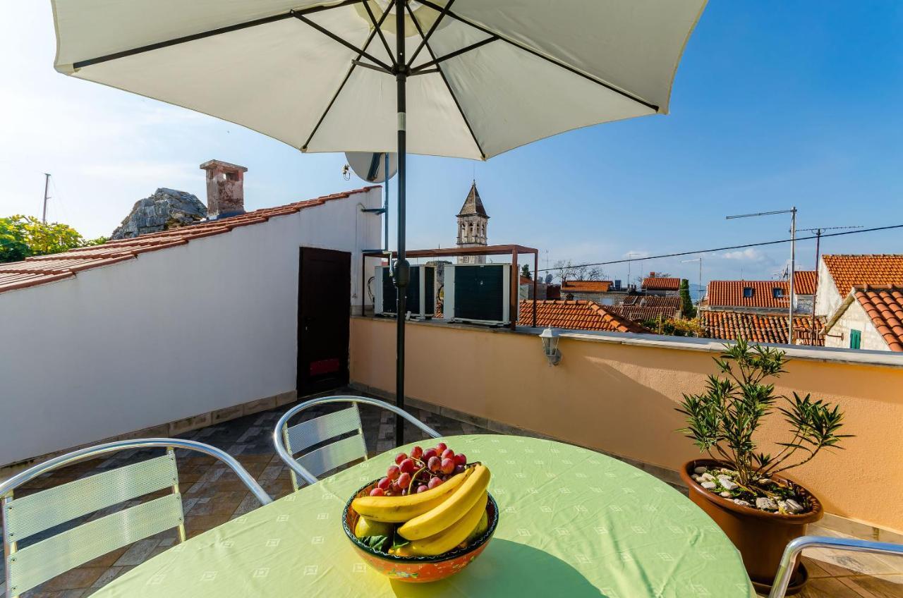 Apartments Old Town Trogir Exterior foto